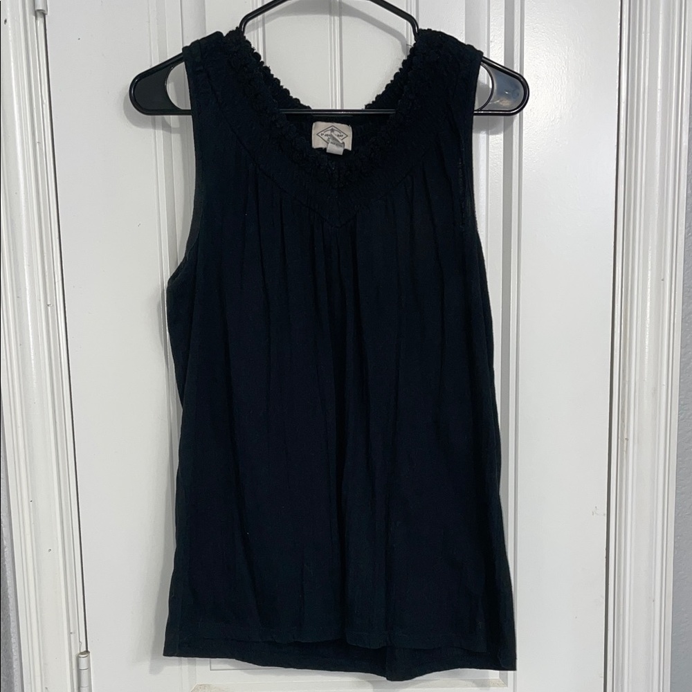 St. John's Bay Black Tank Top